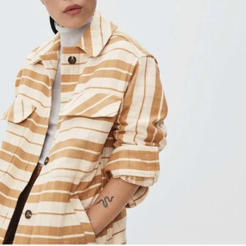 Everlane Women’s Oversized Shirt Jacket – Tan/Cream Stripe – XS